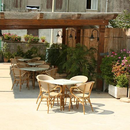 Hotel Reginella 산트아구타수이두에골피 외부 사진