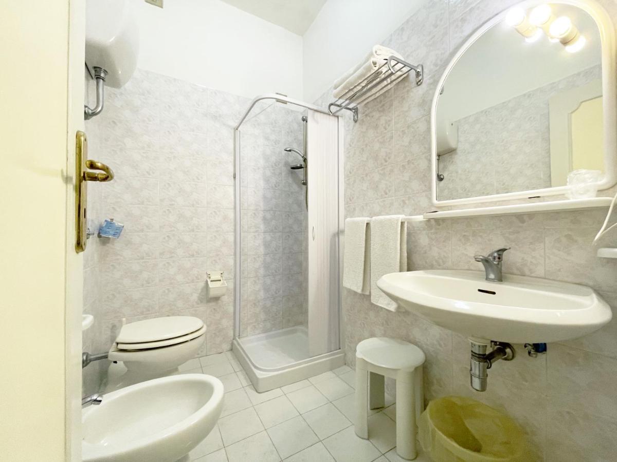 Hotel Reginella 산트아구타수이두에골피 외부 사진