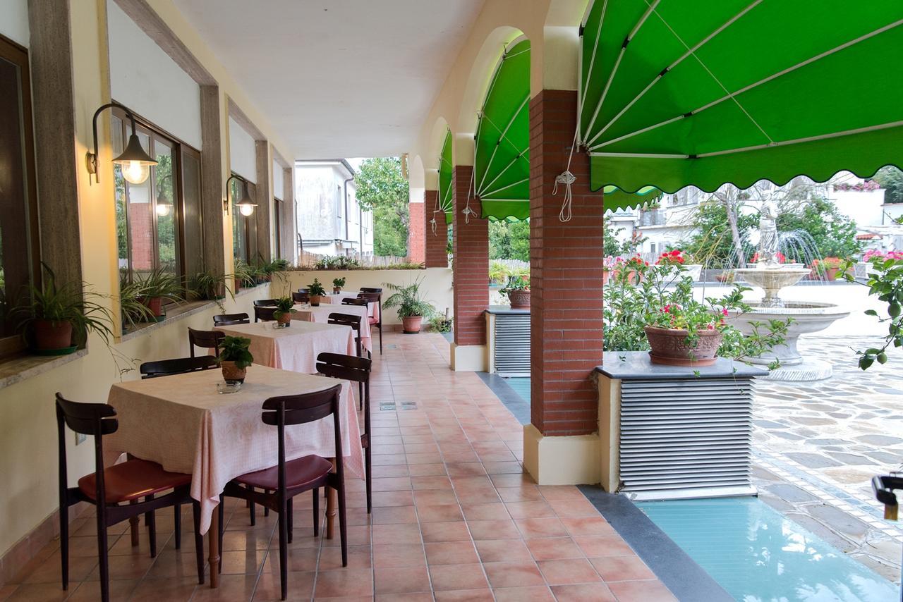 Hotel Reginella 산트아구타수이두에골피 외부 사진
